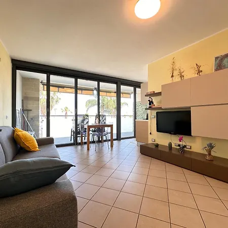 Marina Dei Sogni - Fronte Mare Con Terrazza E Aria Condizionata Apartament San Lorenzo al Mare