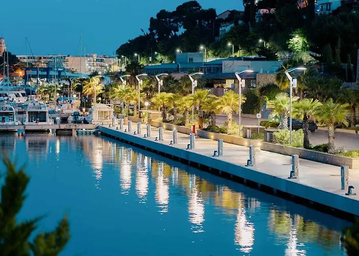 Lägenhet Marina Dei Sogni - Fronte Mare Con Terrazza E Aria Condizionata