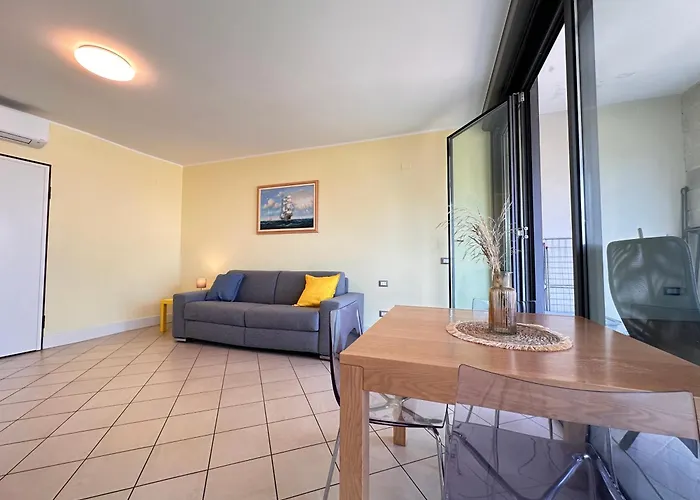 Lägenhet Marina Dei Sogni - Fronte Mare Con Terrazza E Aria Condizionata