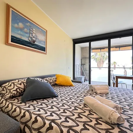 Marina Dei Sogni - Fronte Mare Con Terrazza E Aria Condizionata Apartamento *